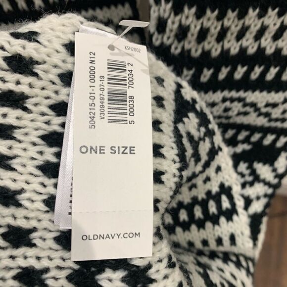 Old Navy black & white winter knitted scarf (NWT) unisex - Picture 9 of 9